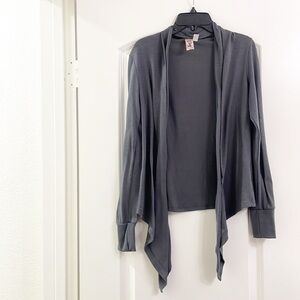 L8teR gray cardigan